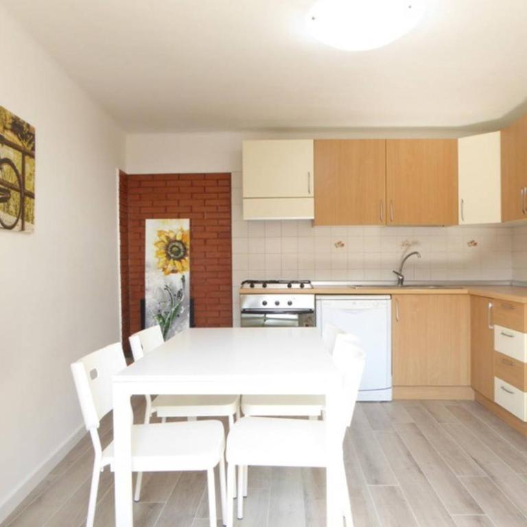Casa Vacanze BELLAVISTA - Casa con 4 camere da letto - 6