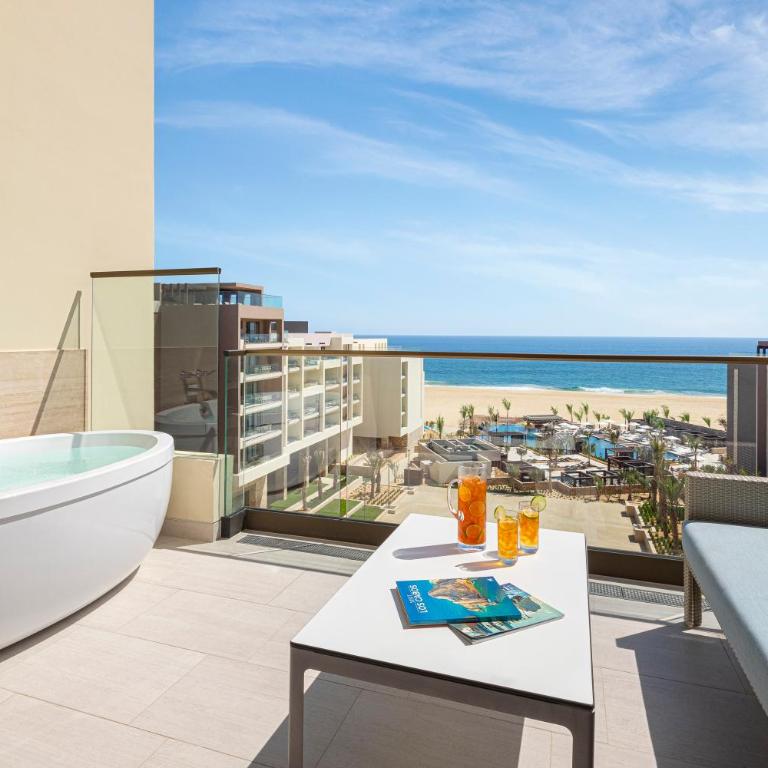 Hard Rock Hotel Los Cabos - Habitación Rock Royalty con vistas al mar - 1 cama extragrande - 3