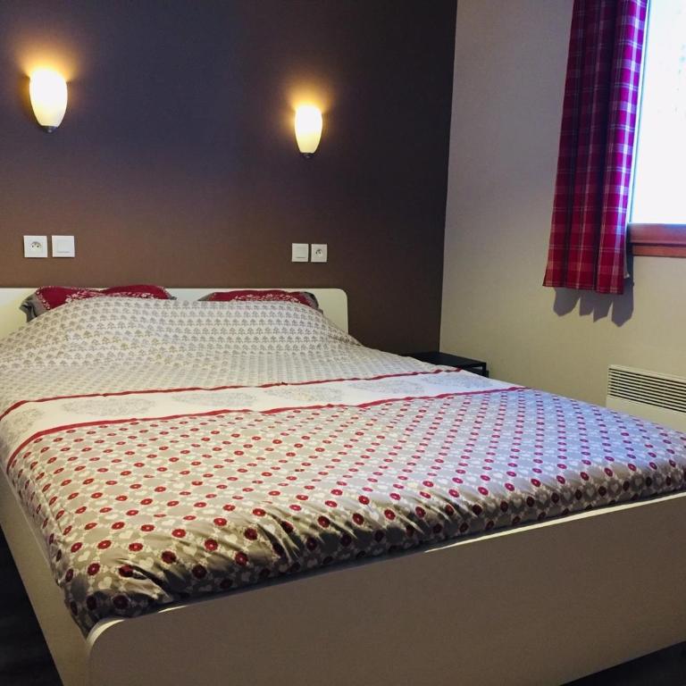 Duplex Familial à Vars, Chalets des Rennes - Apartment - 6