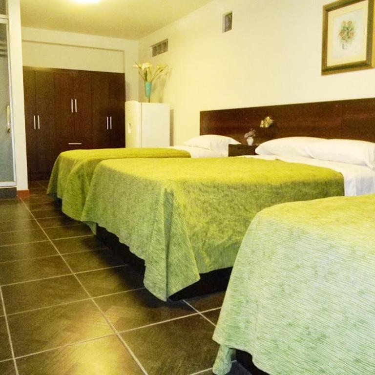 Hotel Ivansino Inn - Habitación Triple - 1
