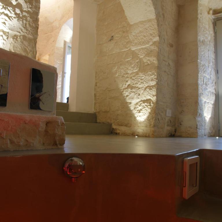 DIMORA RITUNNO - Trullo Deluxe con Vasca Idromassaggio - 23