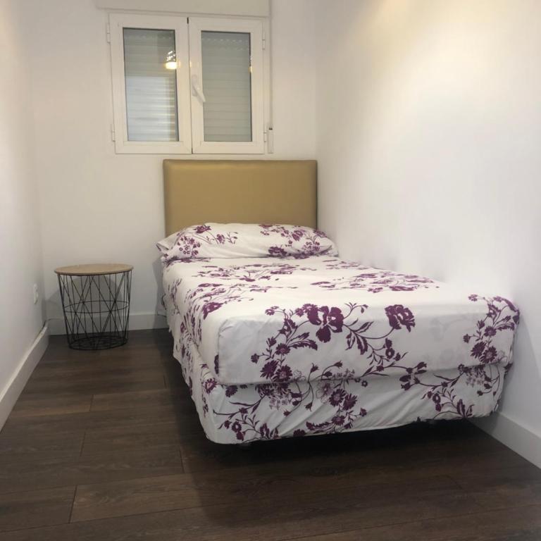 apartamento con vista al mar - Three-Bedroom Apartment - 24