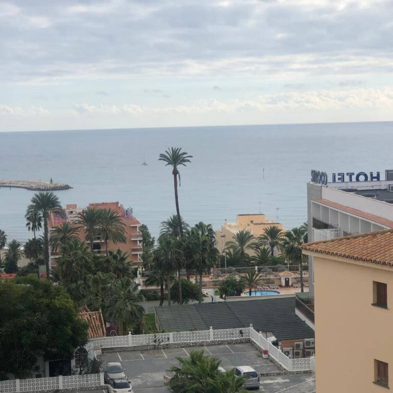 apartamento con vista al mar - Three-Bedroom Apartment - 4