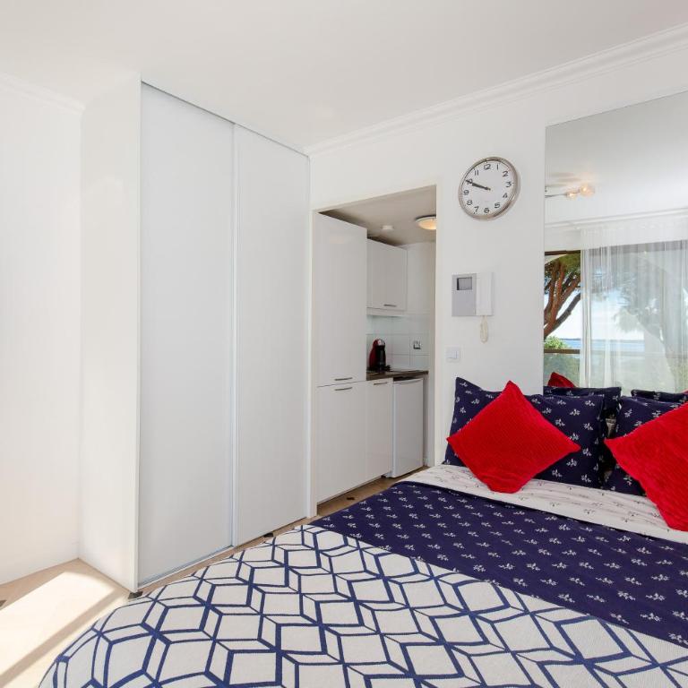 Cozy studio with sea view, swimming pool and greenery - Studio - Vue sur Mer - 6