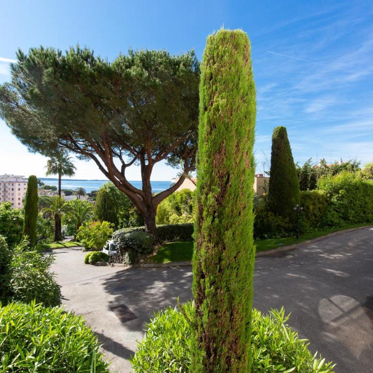 Cozy studio with sea view, swimming pool and greenery - Studio - Vue sur Mer - 3