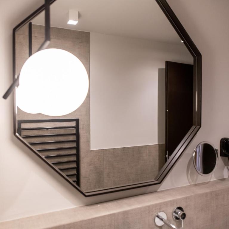 Burgus - Design Suites & Apartments - Appartamento Superior - 5