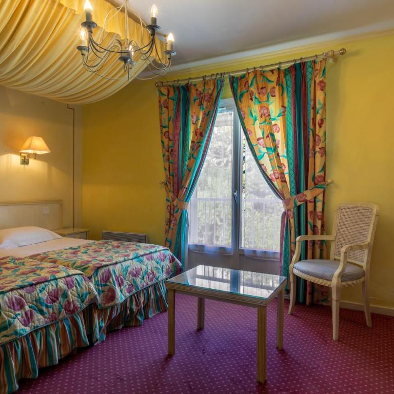 Hôtel Mireille - Chambre Lits Jumeaux Confort - 3