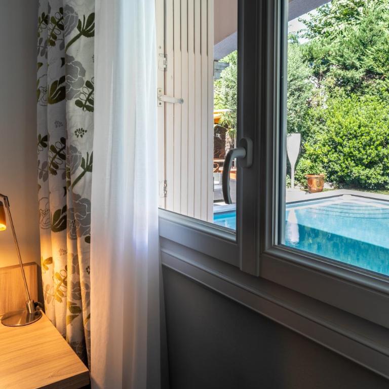 Hôtel Mireille - Chambre Double Confort - 3