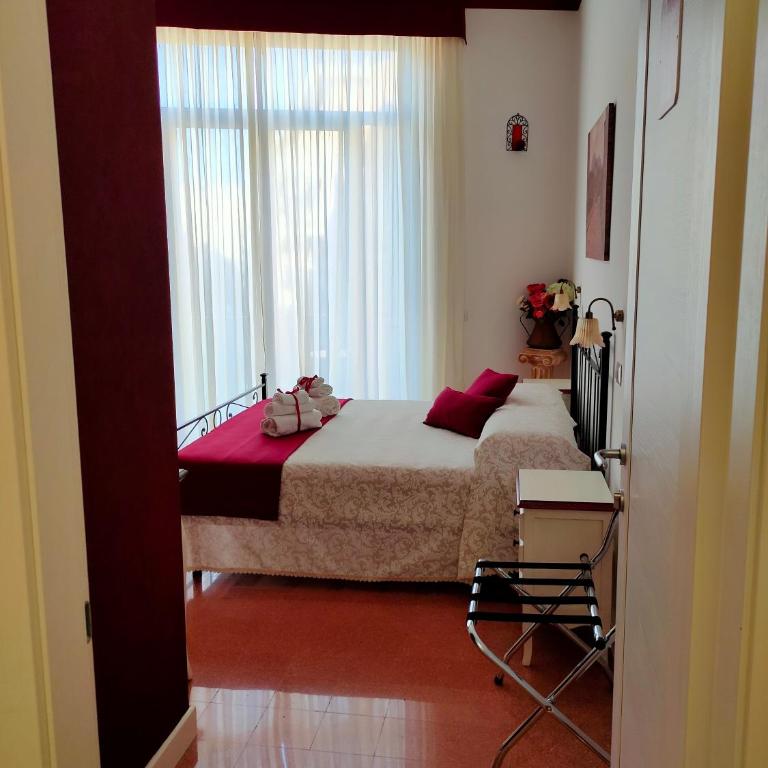B&B Il Vialetto - Camera Matrimoniale con Bagno Privato - 6