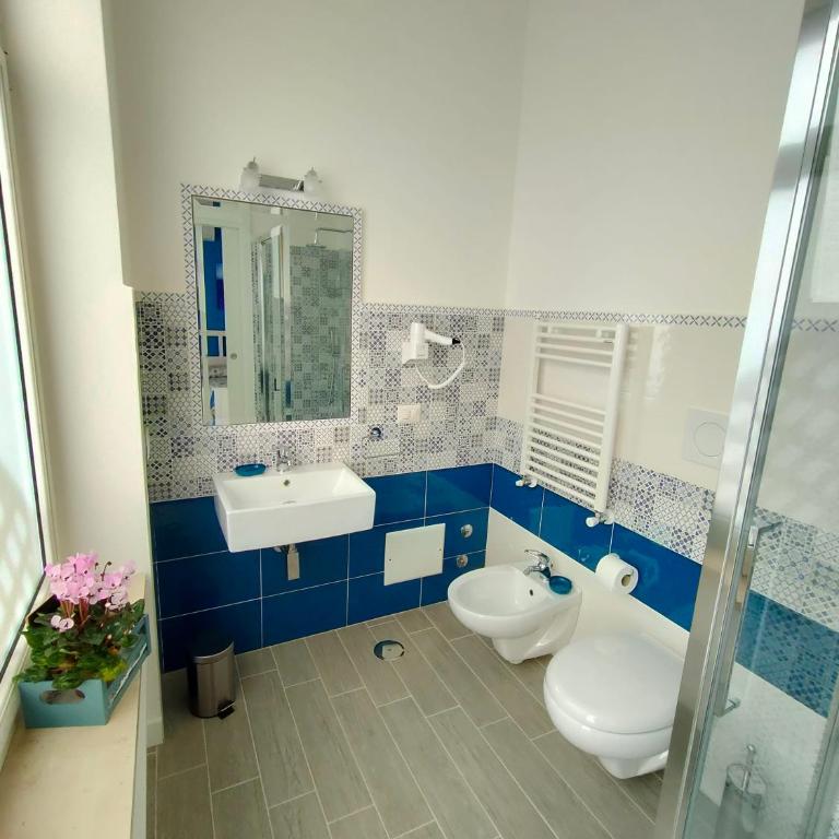 B&B Il Vialetto - Camera Matrimoniale con Bagno Privato - 12