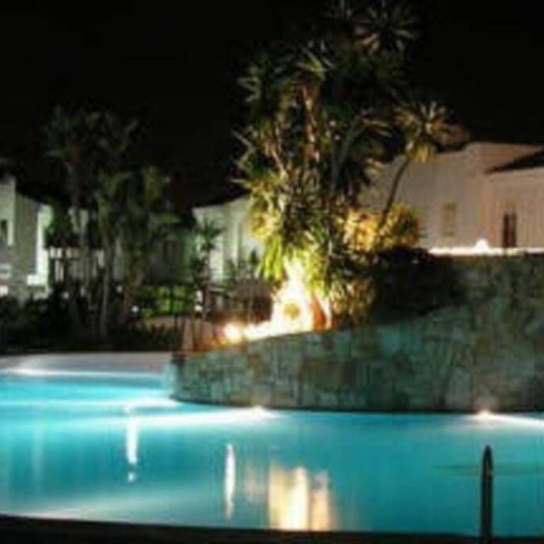 Alojamiento con piscina para grandes grupos en Real de La Barrosa - Six-Bedroom House - 24