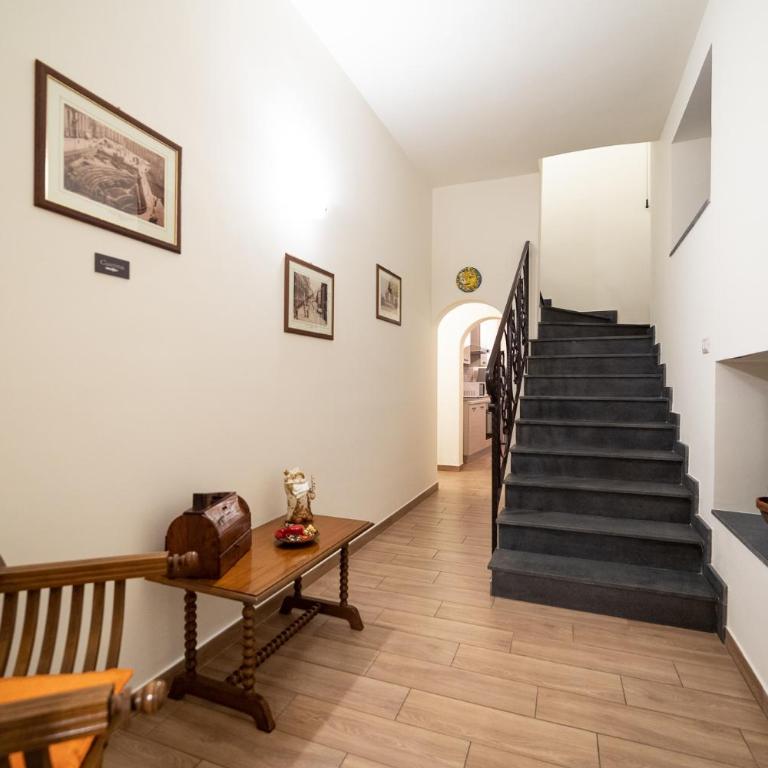 Le Vie del Centro B&B - Comfort Triple Room with Shower - 16