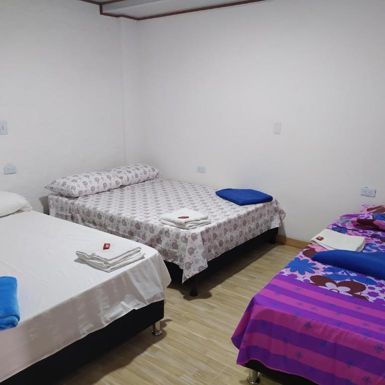 Hotel Los Balcones - Triple Room - 4
