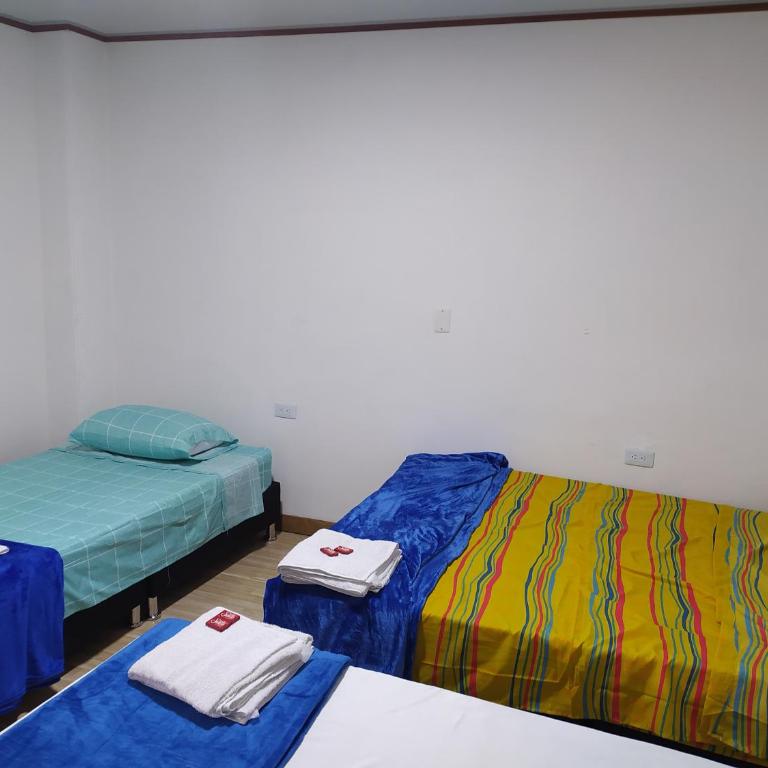 Hotel Los Balcones - Mixed Dormitory Room - 2