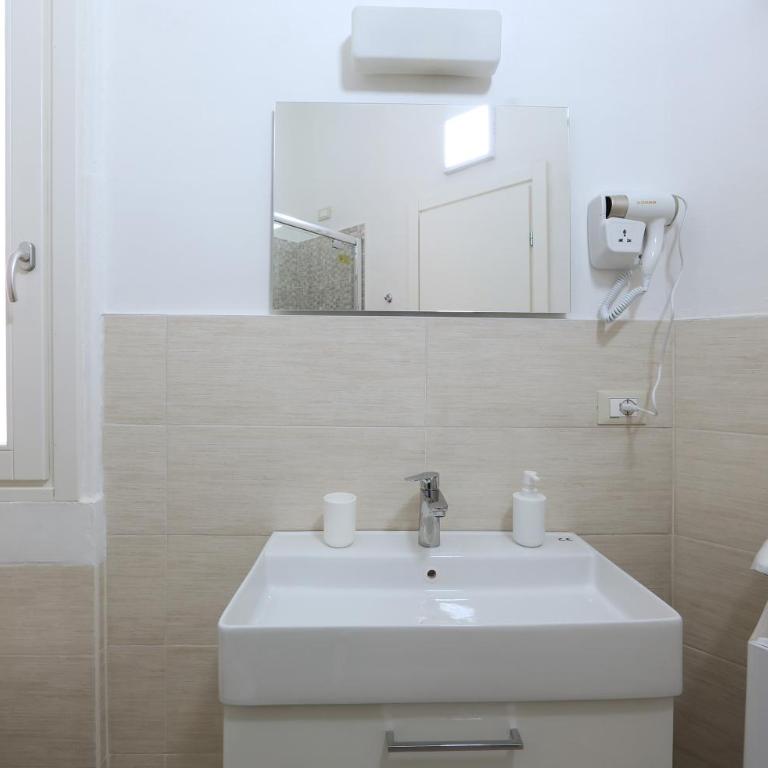 CASAJULIENNE - Appartamento con 1 Camera da Letto - 12