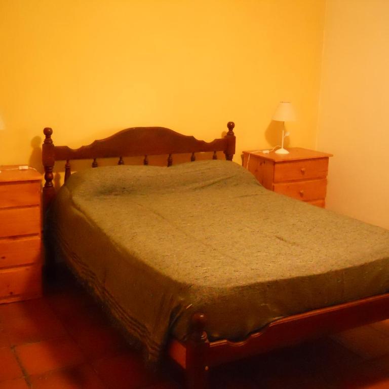 Estilo Campo Casa de 3 ambientes cochera interna - Two-Bedroom House - 13