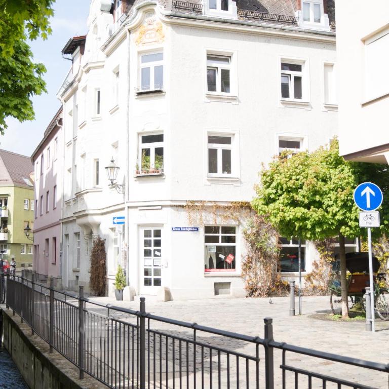 #1 AUGSBURG Altstadtjuwel - Apartment mit 1 Schlafzimmer - 30