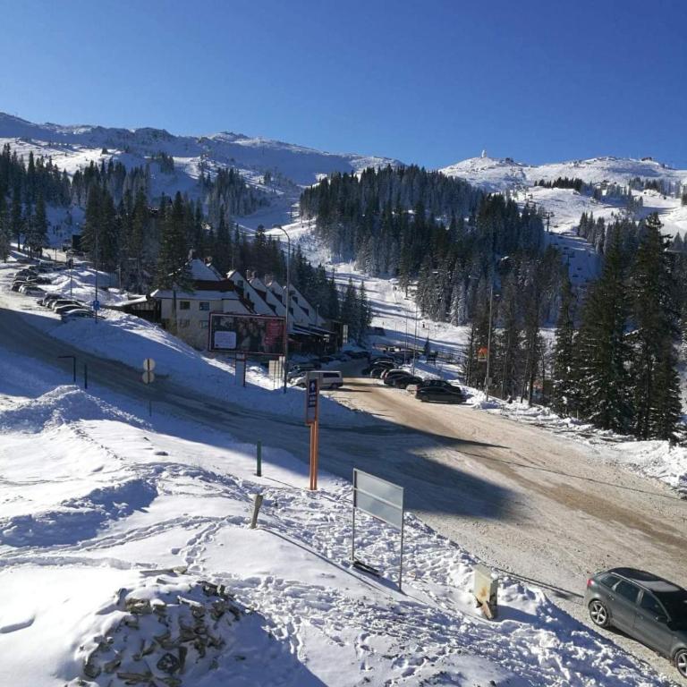 Snowman Studio Apartment Jahorina - One-Bedroom Apartment - 14