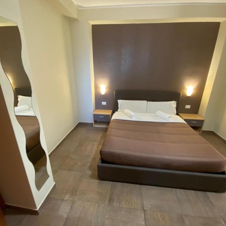 Nick & Santo's Holiday Homes - Appartamento con 4 Camere da Letto e Balcone - 28