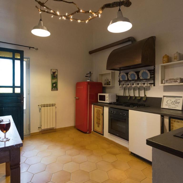 Large terrace apartment near Politeama - Apartment - 11