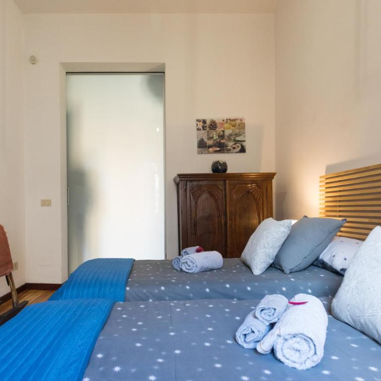 Large terrace apartment near Politeama - Apartment - 25