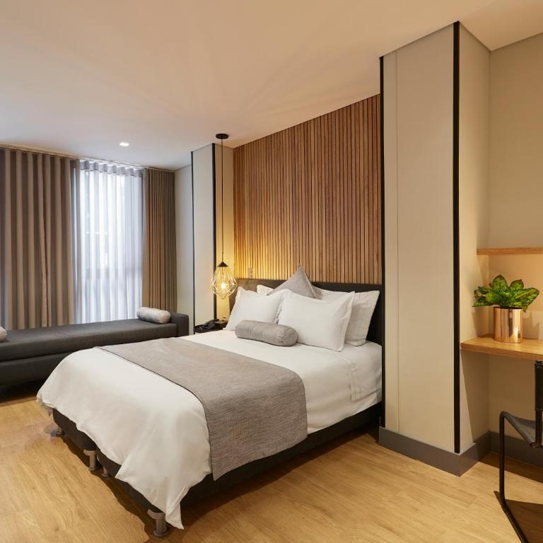 14 Urban Hotel - Habitación Doble con sofá cama - 2