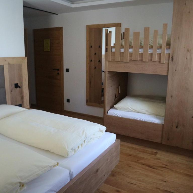 Alpenhof Annaberg - Vierbettzimmer - 3
