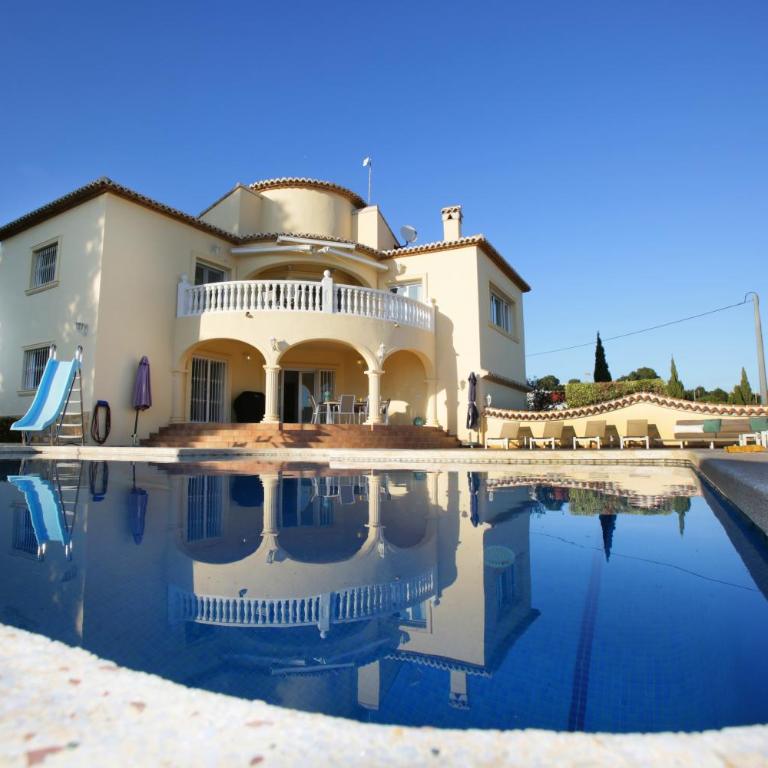 Villa Manoir - Costa CarpeDiem - Villa - 2