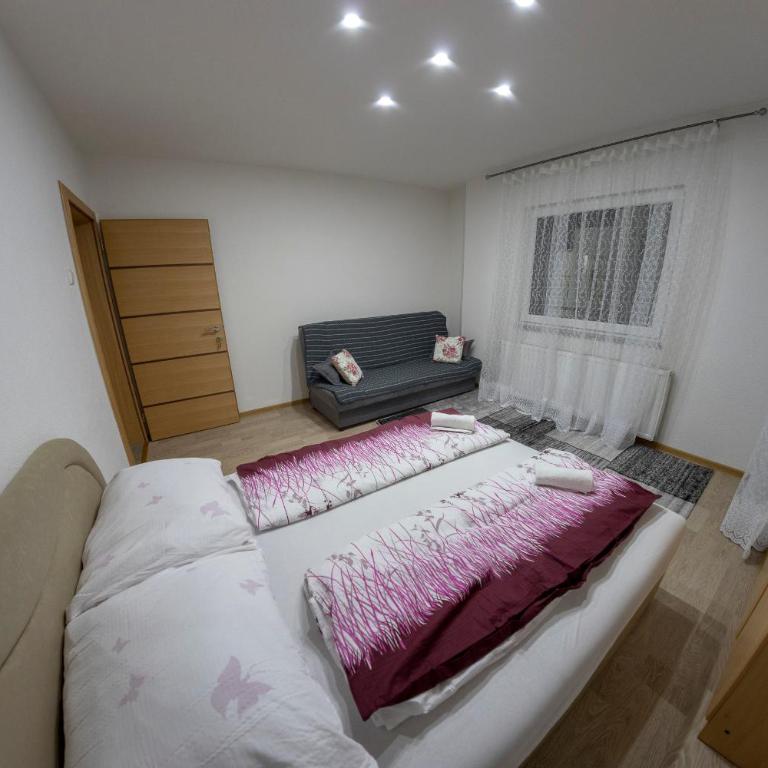 Apartments Aqua Resa - Three-Bedroom Apartment - 33