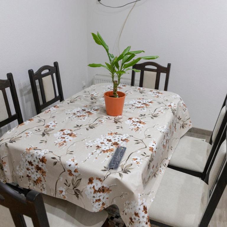 Apartments Aqua Resa - Three-Bedroom Apartment - 20