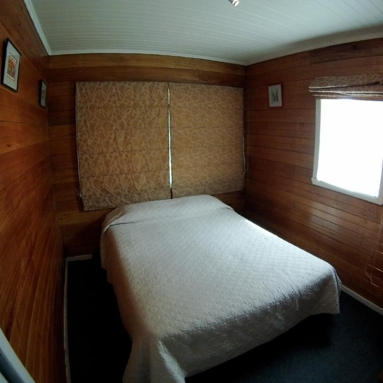 La Guapa Hostel - Double Room with Shared Bathroom - 1