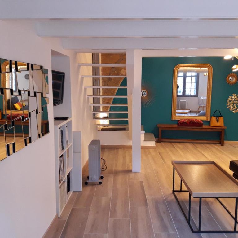 CENTRE HISTORIQUE T3 DUPLEX PARKING Gratuit - Appartamento con 2 Camere da Letto - 13