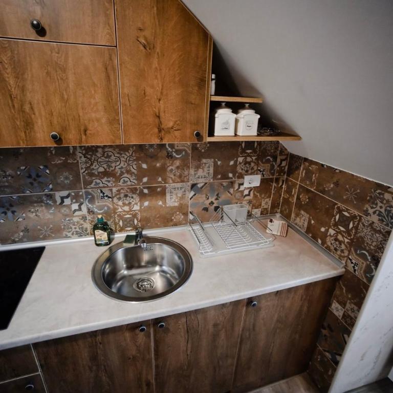 Apartments Stojic - Dvokrevetna Soba sa Bračnim Krevetom - 5