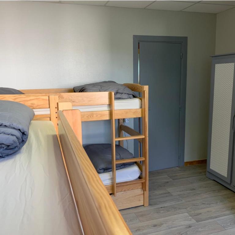 Centre de vacances Hotel CAPLANDES - Chambre Quadruple - 11