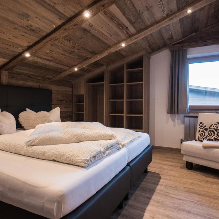Apart Tyrol - Superior Two-Bedroom Apartment with Balcony - 13