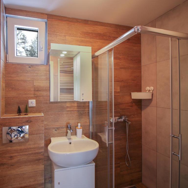 Starloft Kopaonik - Two-Bedroom Apartment - 23