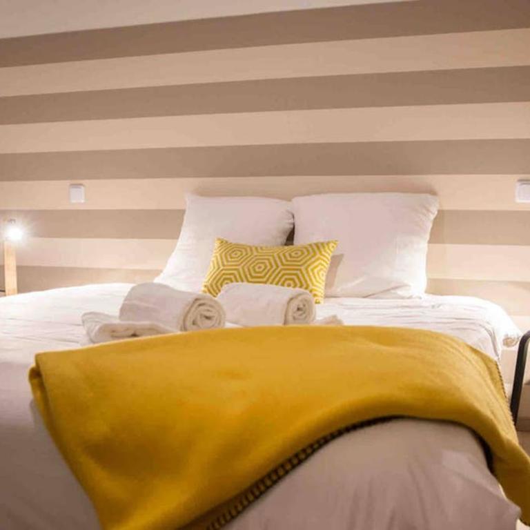 La cour du faubourg 3 - One-Bedroom Apartment - 1