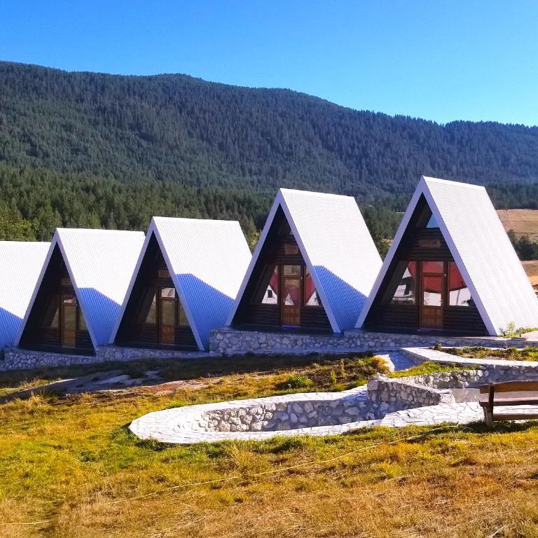 Eco Village Pavlovic - One-Bedroom House - 25