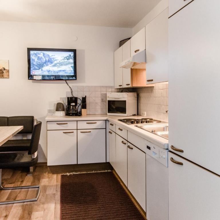 Appartement Grüner Fidelis - Apartment mit 2 Schlafzimmern und Balkon TOP 4 - 2