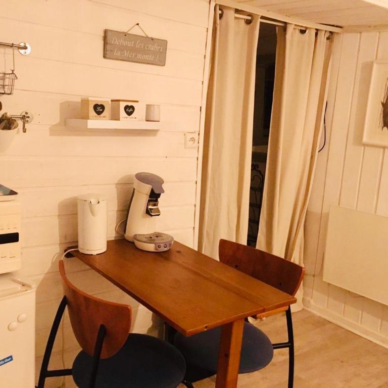 Les Studios de la Côte Roz - Voyageur Solo - Vue Mer - Habitación Doble con vistas al mar - 10