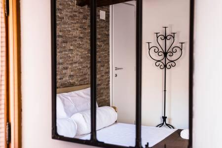 Loggia Rialto Apartments - Apartment with Terrace - 10