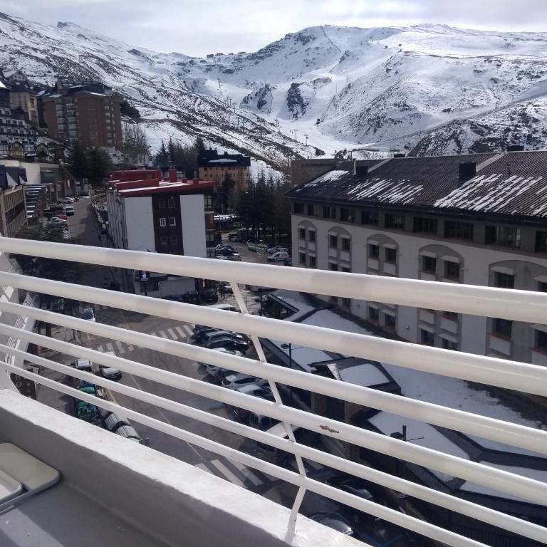 TODOSIERRANEVADA ZONA BAJA - MONTBLANC VISTAS A LA MONTANA - Junto a los Telecabinas - Apartamento de 1 dormitorio - 4