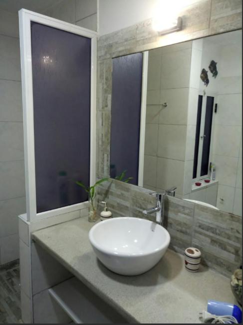 Duplex a pasitos del centro contactar número primer foto - Casa de 2 dormitorios - 7