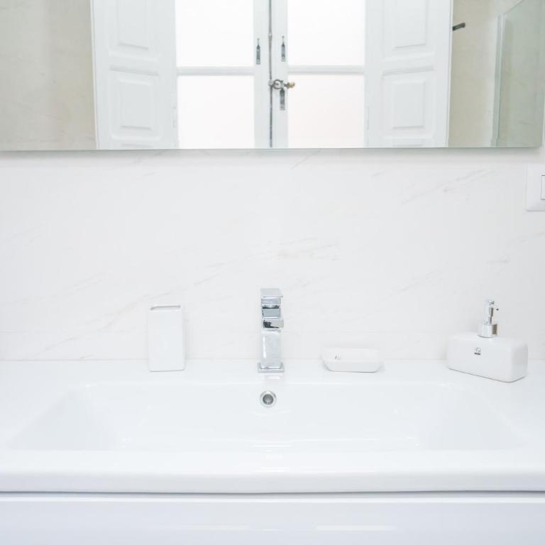 Minimalist Chic a Villanova 3Bdr - 2Bth - WiFi - Appartamento con 3 Camere da Letto - 55