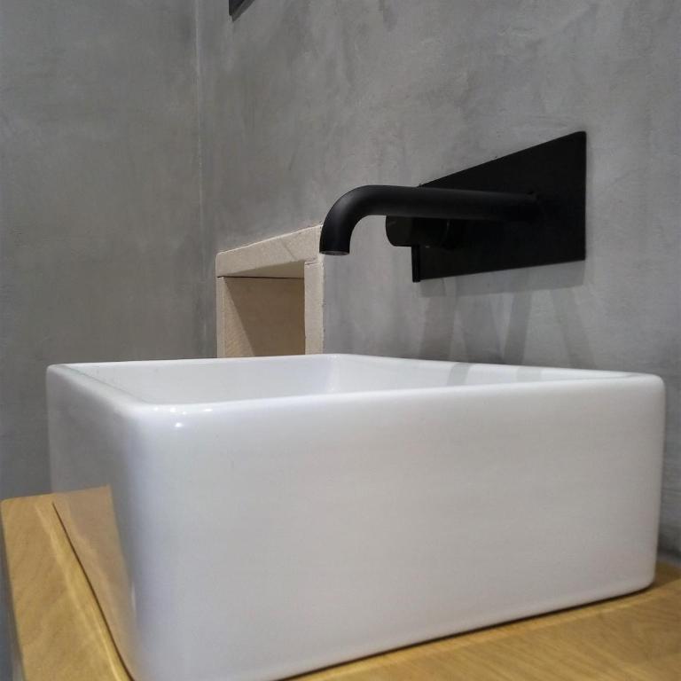 Le Petit Studio - 15 m2 - Centre Ville - Sorgue à 50 m - Estudio Superior - 21