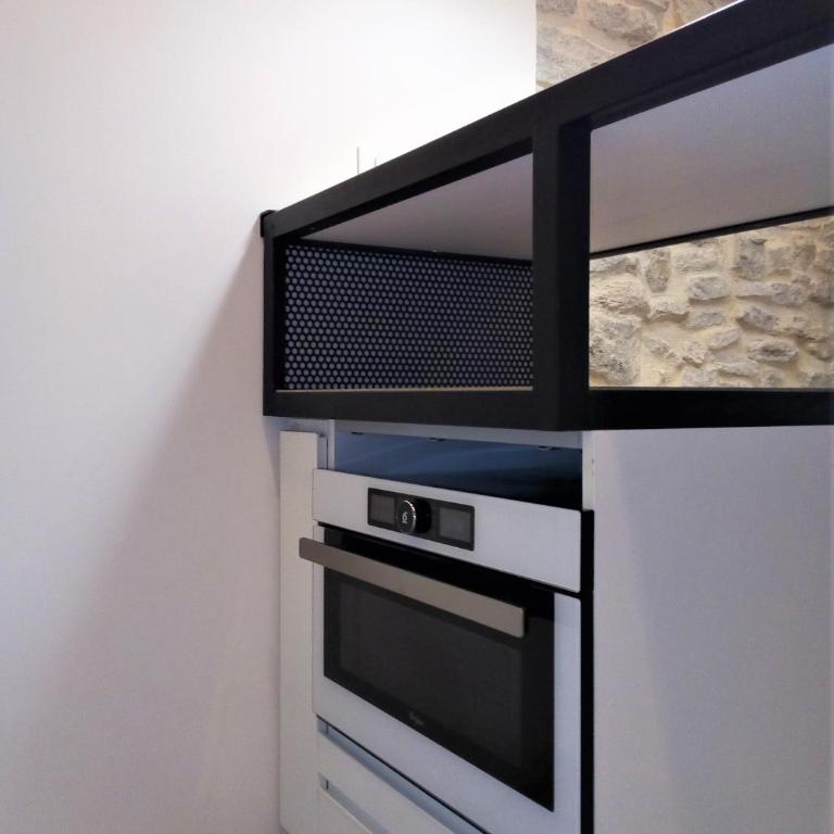 Le Petit Studio - 15 m2 - Centre Ville - Sorgue à 50 m - Estudio Superior - 11