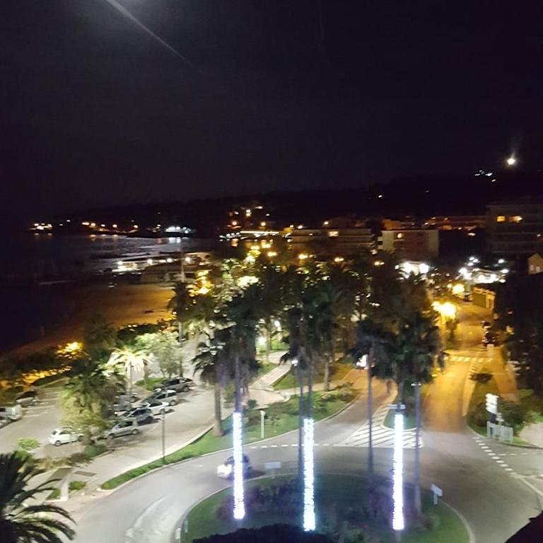 Magnifique "Gite de la Garoupe" au Cap d'Antibes à 300m des plages - Maison 1 Chambre - 41