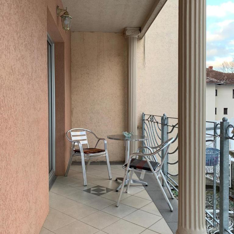 Apartmani Mićić - Apartman sa Balkonom - 2