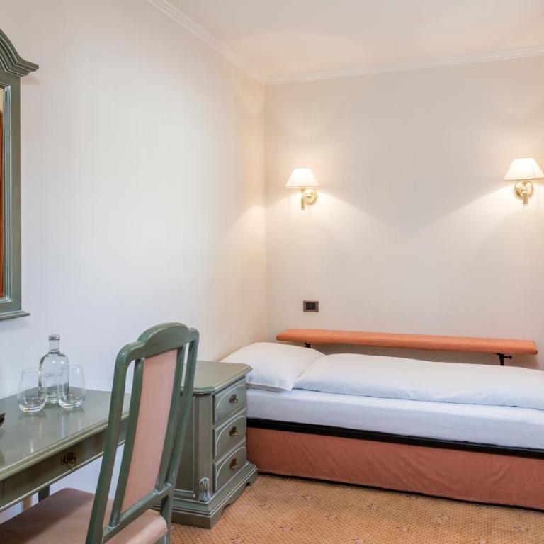 Romantik Hotel & Restaurant Stafler - Family Room (2 Adults + 2 Children max 14 years) - 2