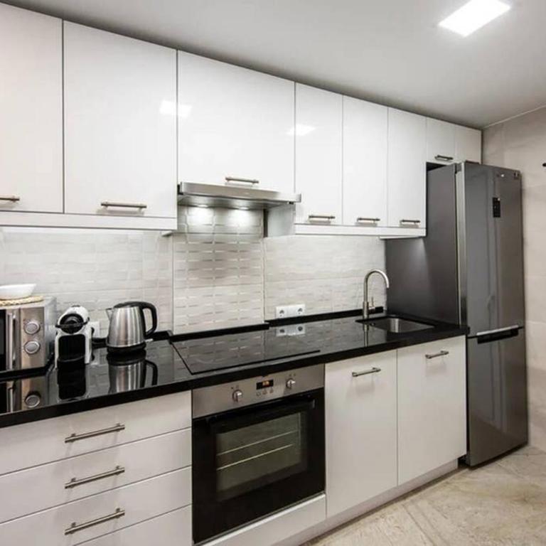 SEA VIEW CENTRAL BEACH - Three-Bedroom Apartment - 16